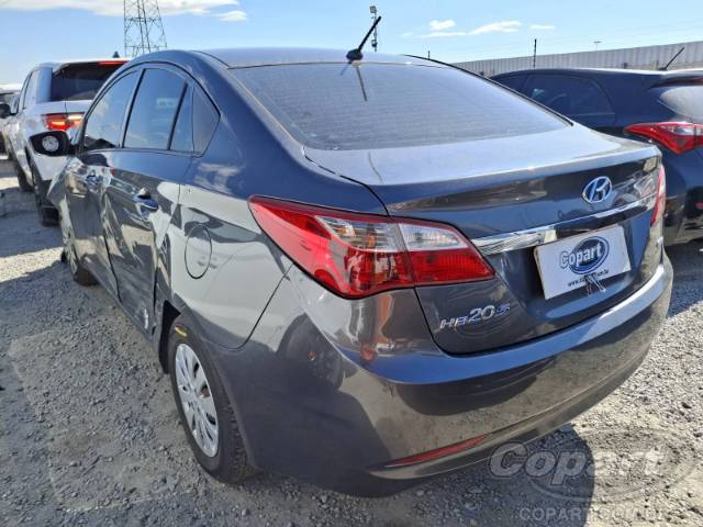 2015 HYUNDAI HB20S 