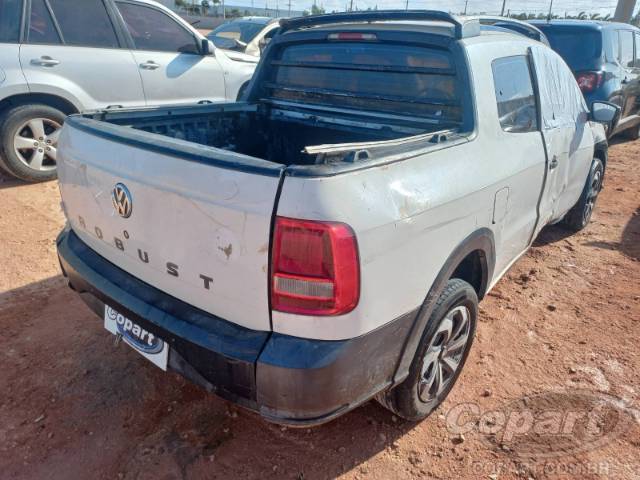 2018 VOLKSWAGEN SAVEIRO CD 