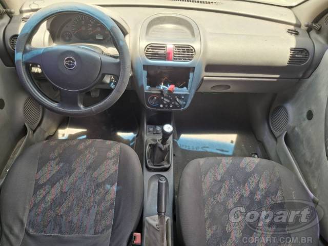 2004 CHEVROLET CORSA 