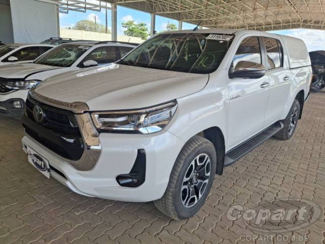 2025 TOYOTA HILUX CD 