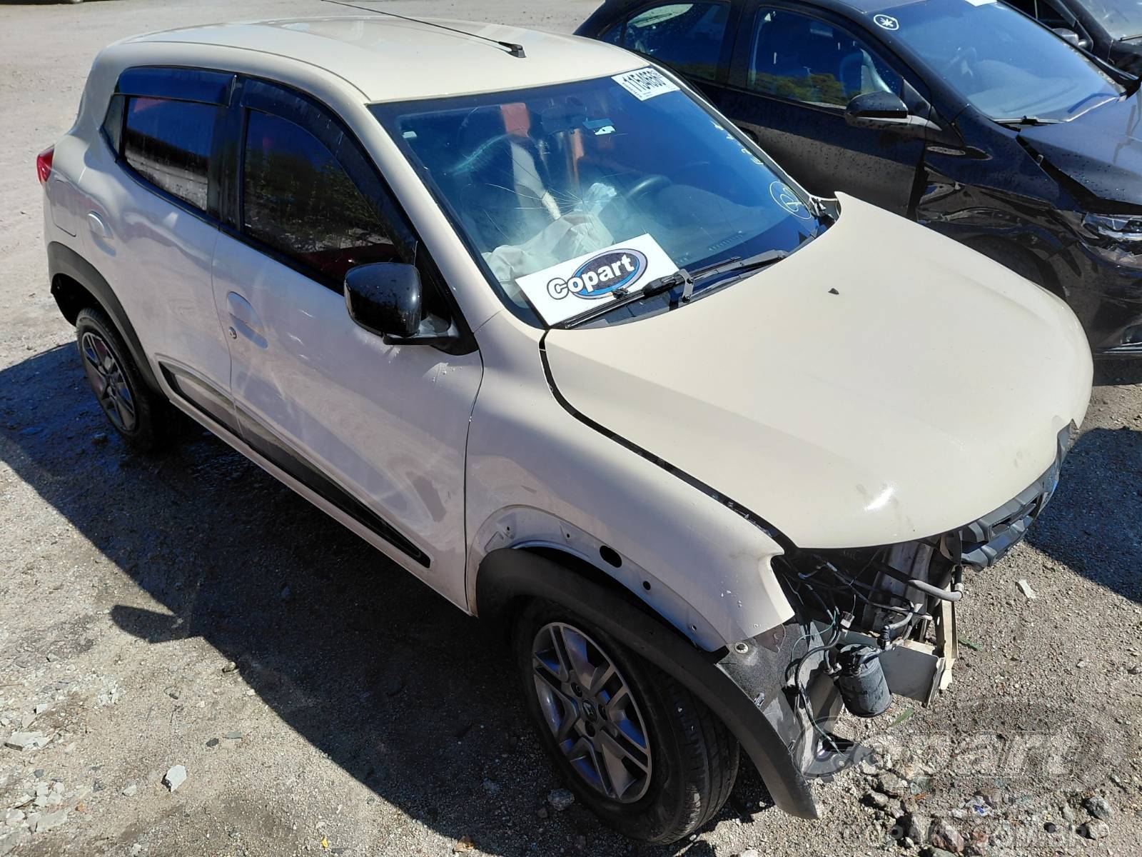 Renault Kwid 2020 em leilão