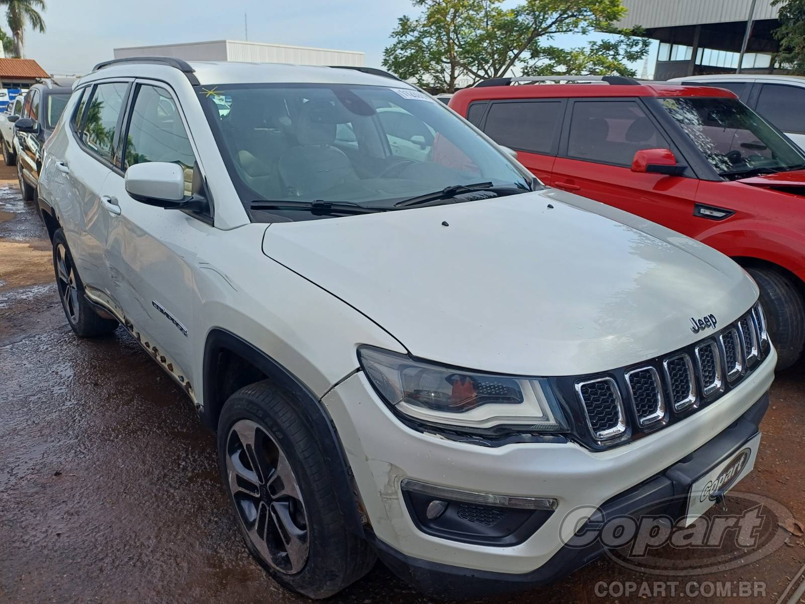 Jeep Compass 2018 em leilão
