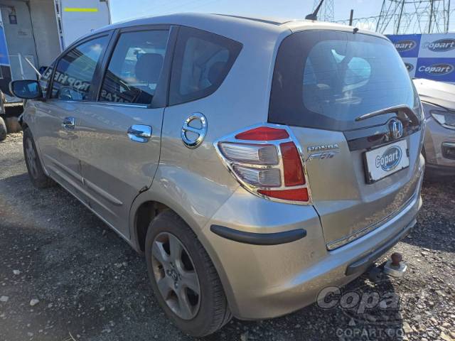 2009 HONDA FIT 