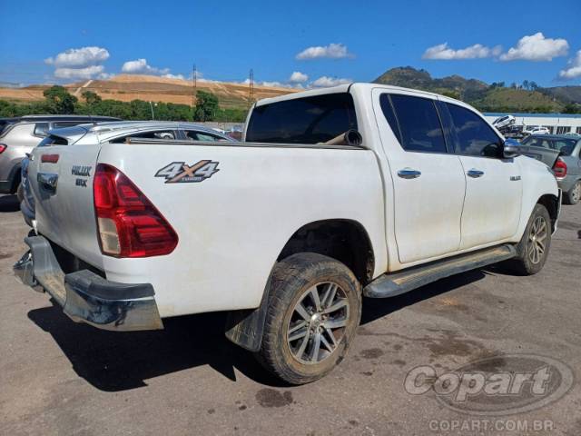 2017 TOYOTA HILUX CD 