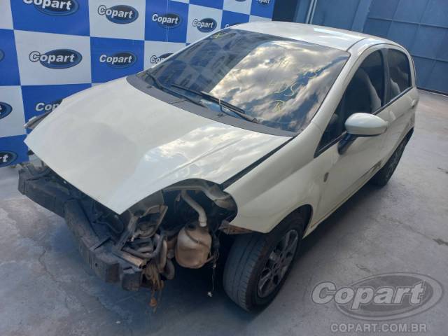 2017 FIAT PUNTO 