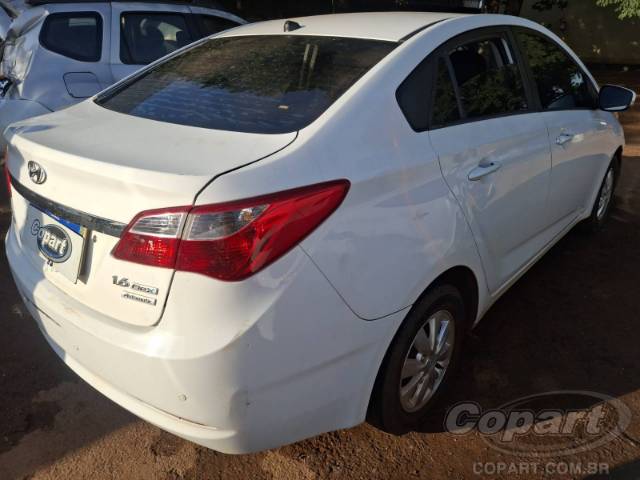 2014 HYUNDAI HB20S 