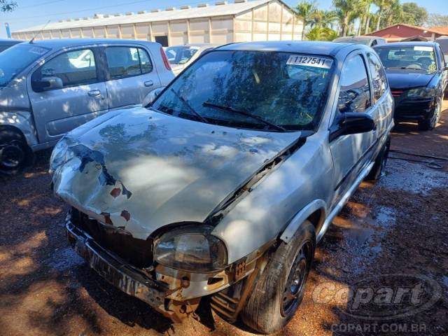 2000 CHEVROLET CORSA 