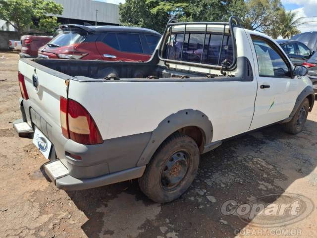 2013 FIAT STRADA 