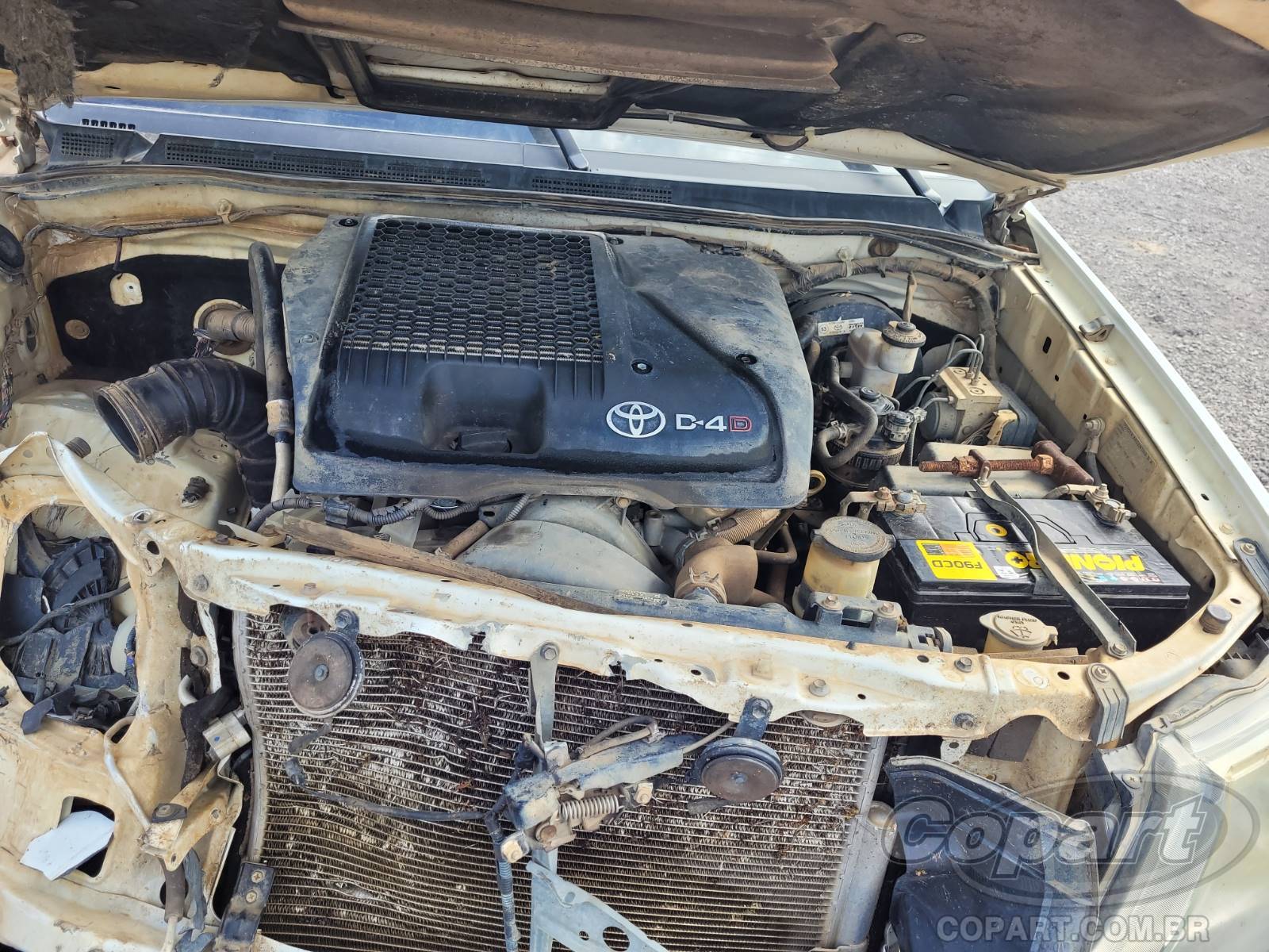 Foto 7 de 10: 2015 TOYOTA HILUX CD