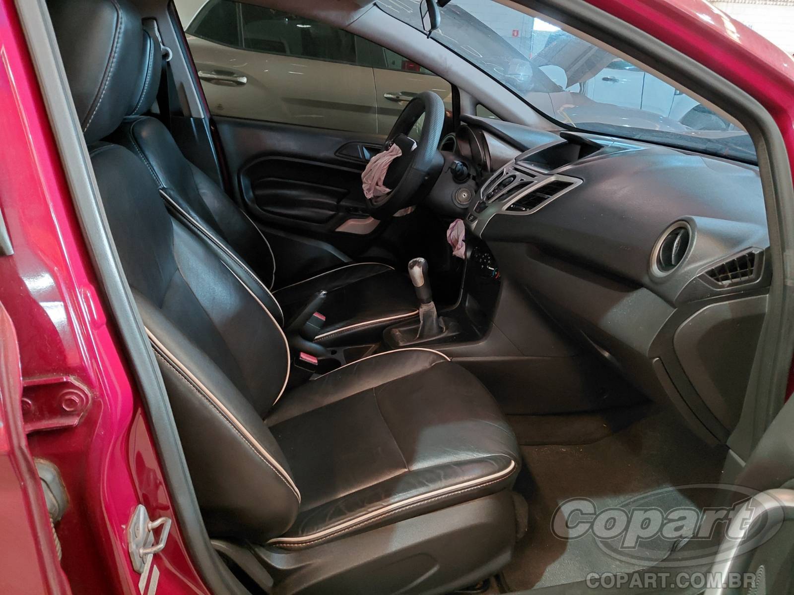 Foto 5: 2011 FORD FIESTA SEDAN