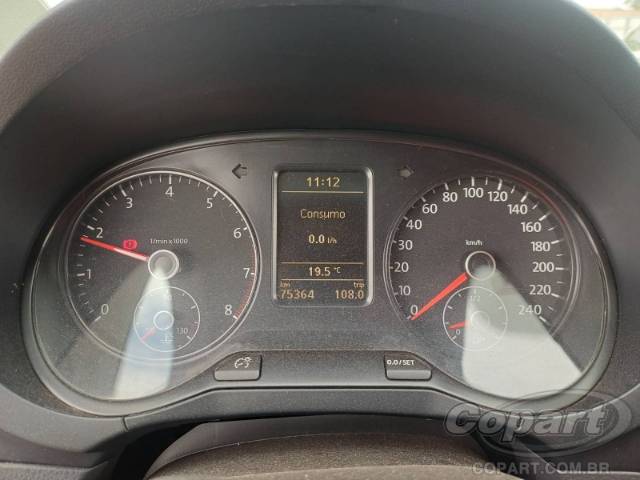 2013 VOLKSWAGEN FOX 