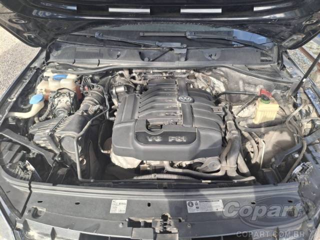 2012 VOLKSWAGEN TOUAREG 