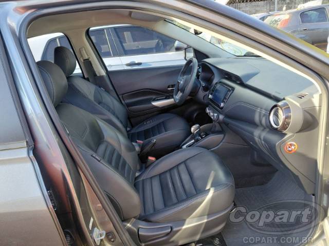 2023 NISSAN KICKS 