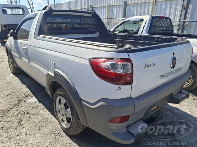 2017 FIAT STRADA 