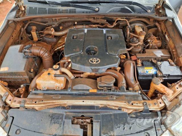 2023 TOYOTA HILUX CD 