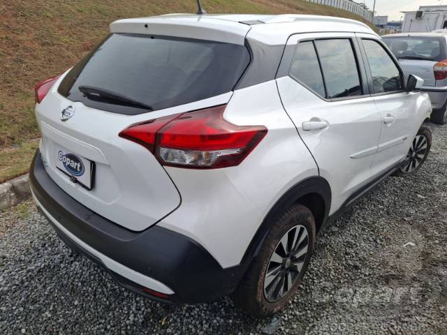 2019 NISSAN KICKS 