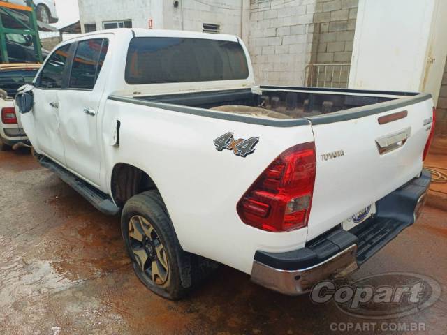 2022 TOYOTA HILUX CD 