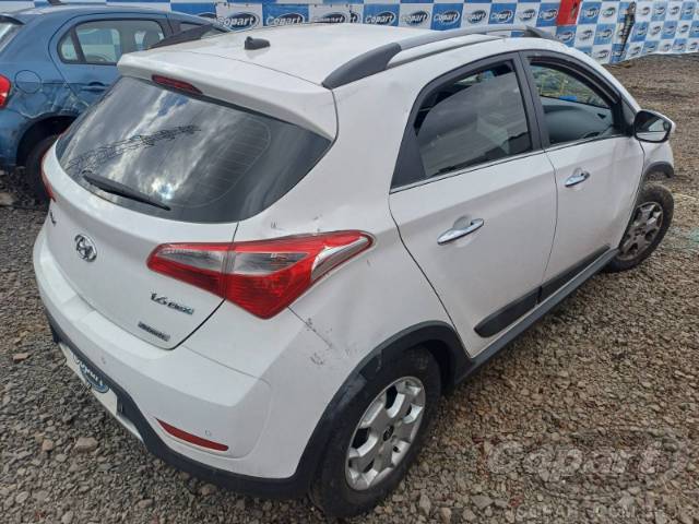 2015 HYUNDAI HB20 