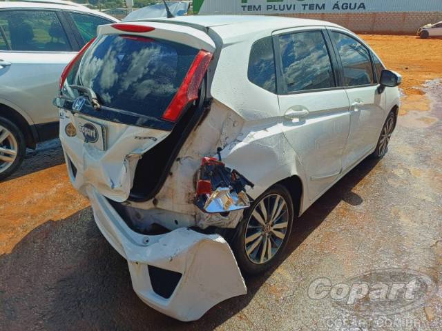 2015 HONDA FIT 