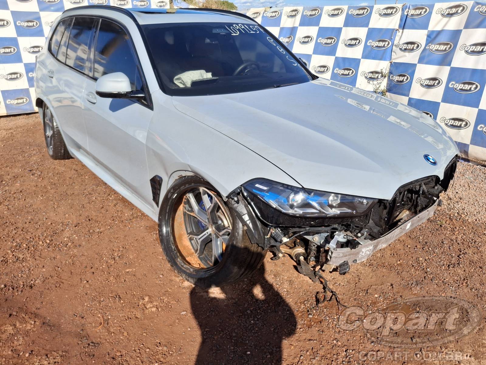 Veículo BMW X5 BMW X5 xDrive50e M Sport 2025 2025 em leilão
