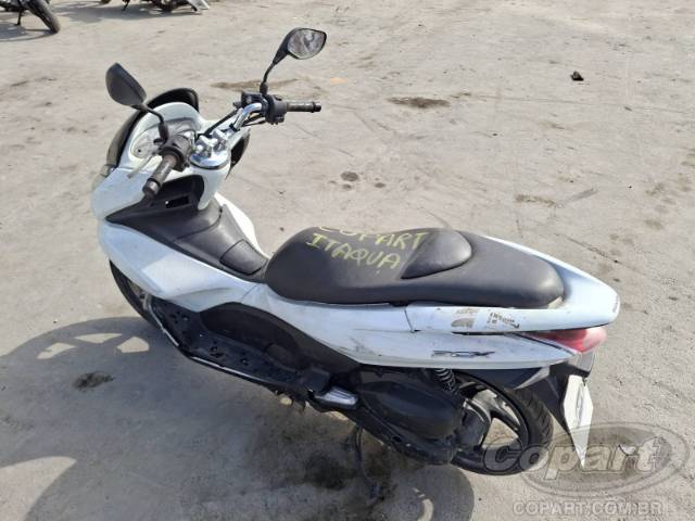 2015 HONDA PCX 