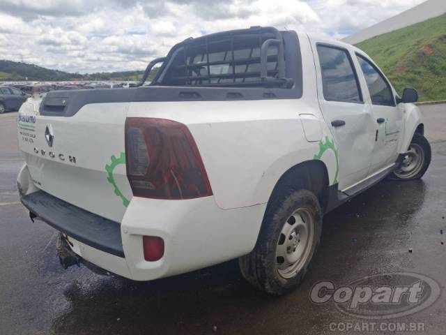 2019 RENAULT DUSTER OROCH 