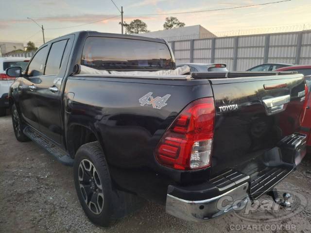 2022 TOYOTA HILUX CD 
