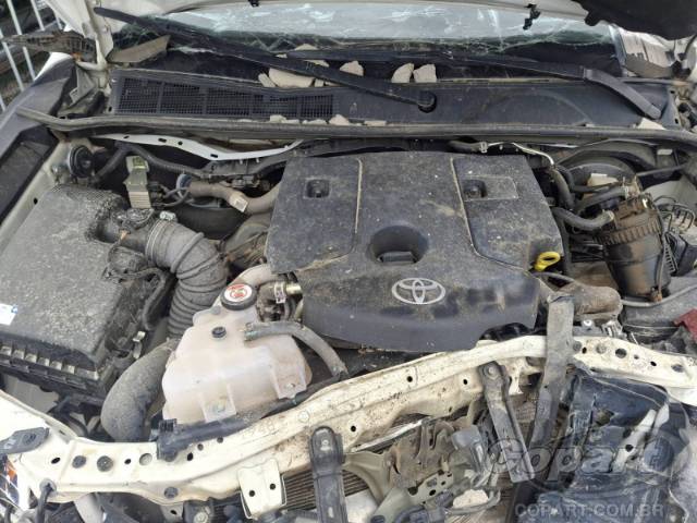 2024 TOYOTA HILUX CD 