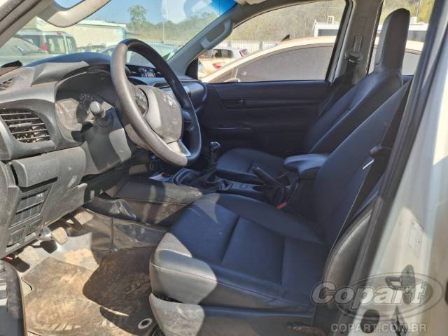 2021 TOYOTA HILUX CD 