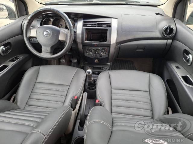 2012 NISSAN LIVINA 