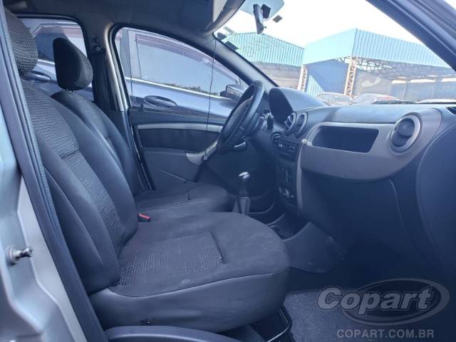 2011 RENAULT SANDERO 