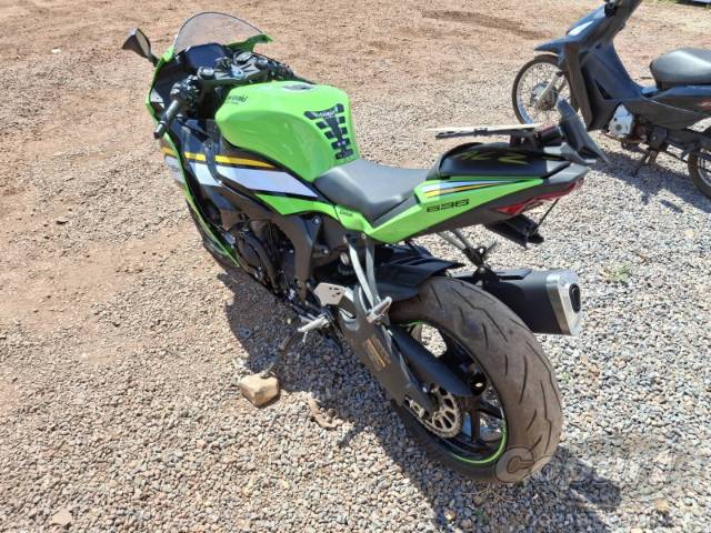 2025 KAWASAKI NINJA ZX-6R 