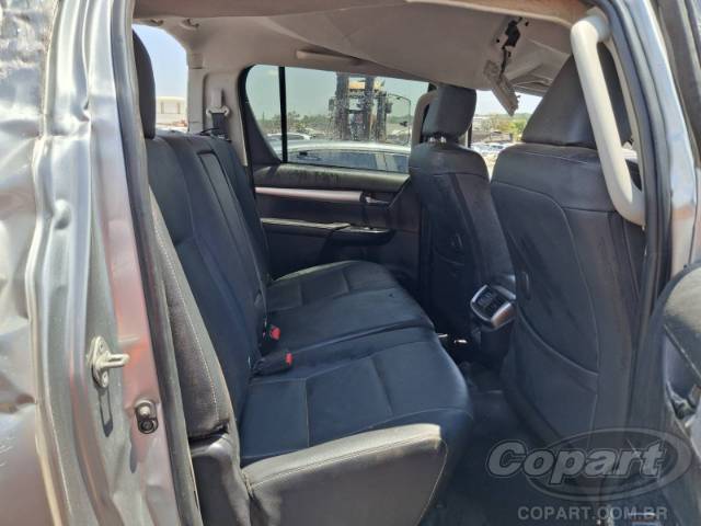 2024 TOYOTA HILUX CD 