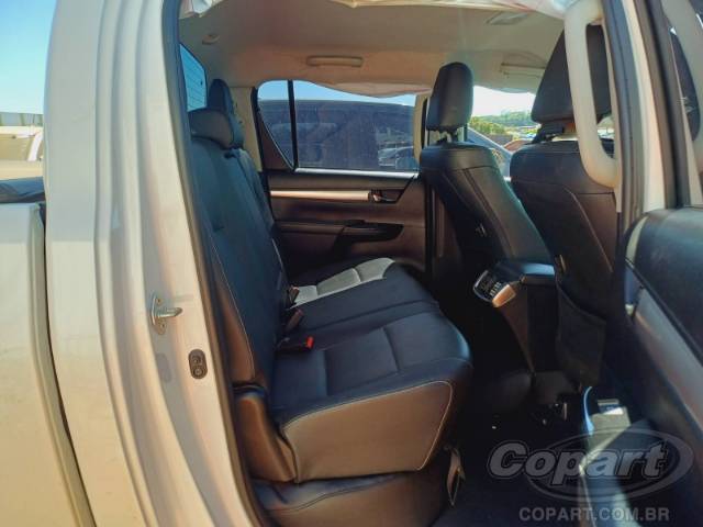 2023 TOYOTA HILUX CD 