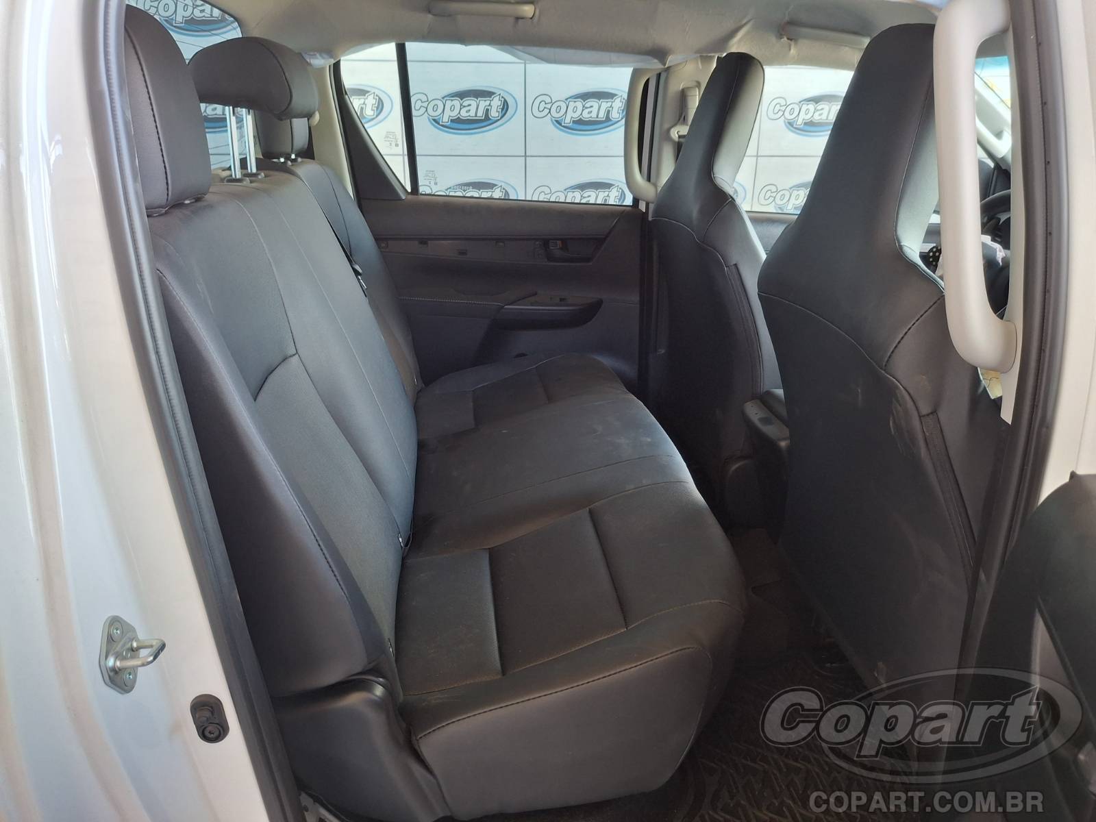 2025 TOYOTA HILUX CD — foto 6 de 11