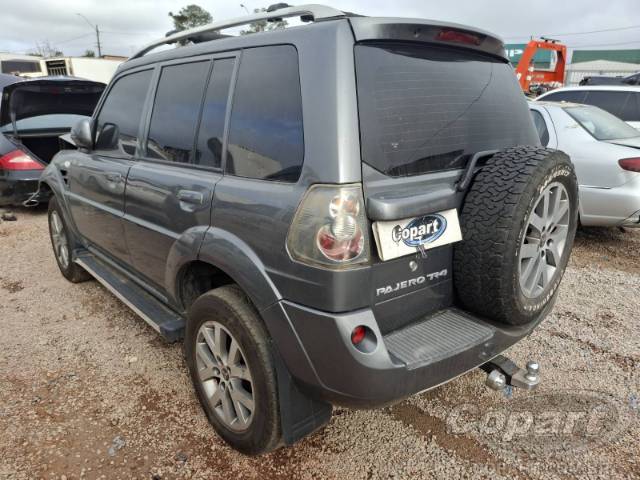 2015 MITSUBISHI PAJERO TR4 