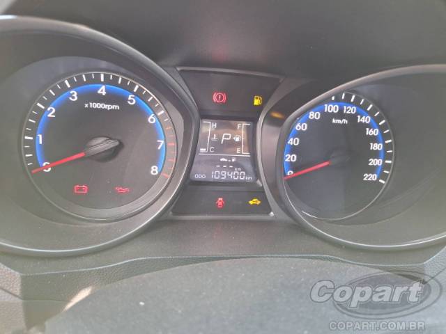 2014 HYUNDAI HB20S 