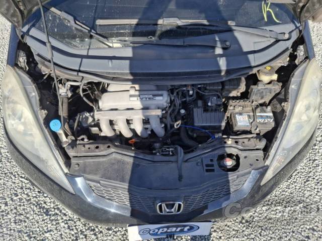 2011 HONDA FIT 