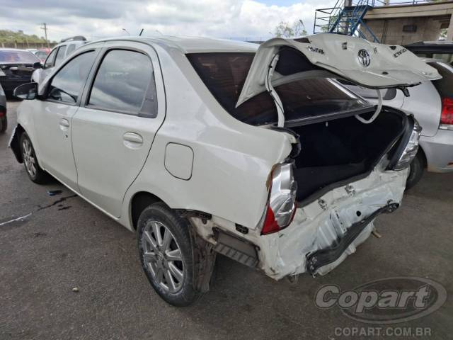 2017 TOYOTA ETIOS SEDA 