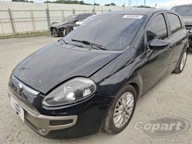 2014 FIAT PUNTO 