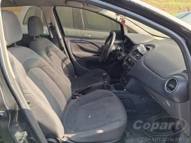 2014 FIAT PUNTO 