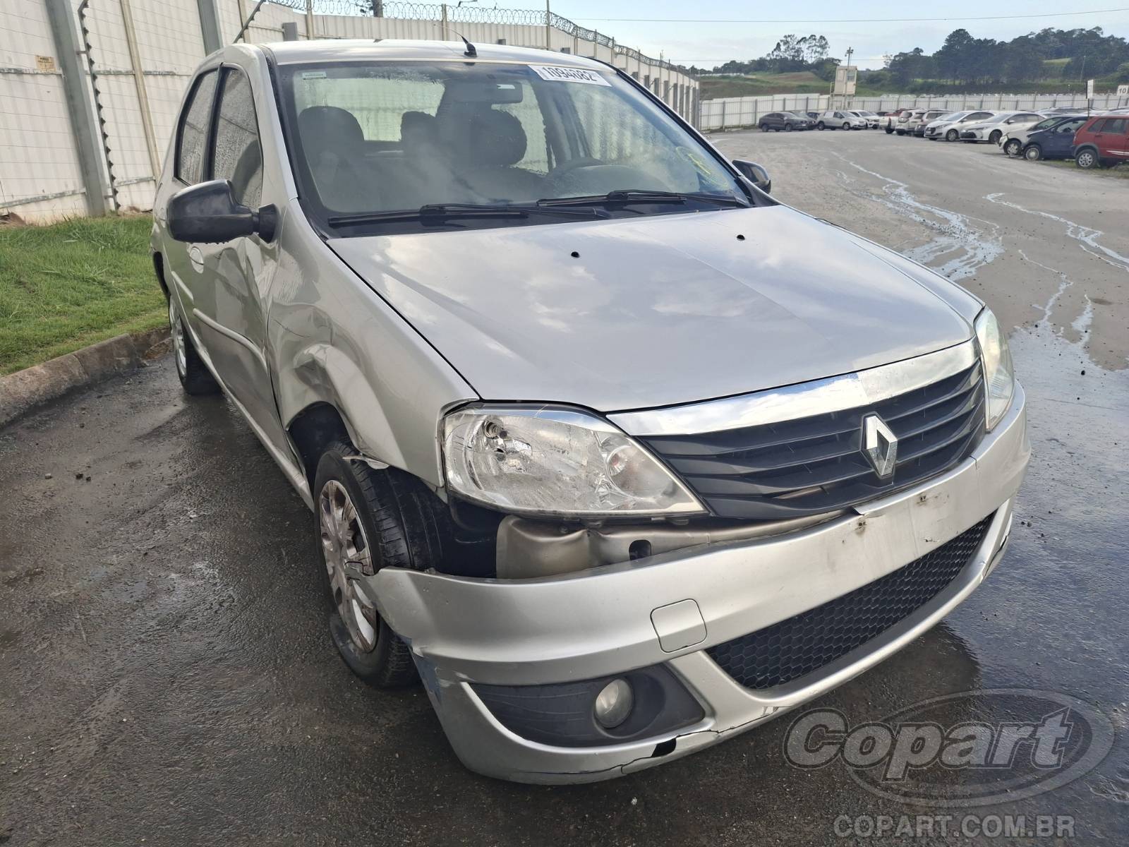 Veículo Renault Logan Renault Logan Expression 1.0 16V Hi-Flex 2012 2012 em leilão