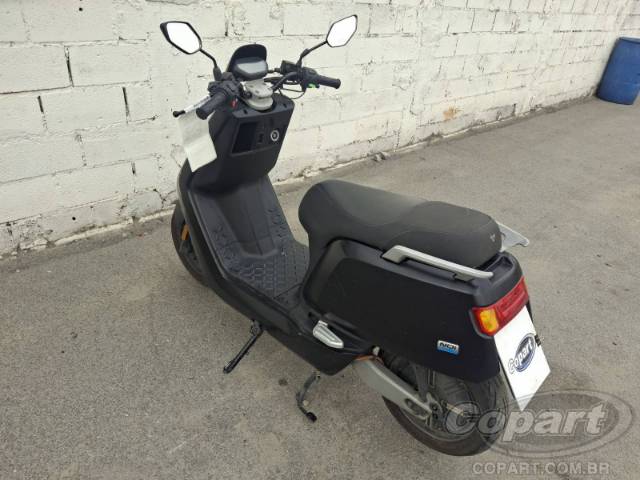 2022 NIU NQi 