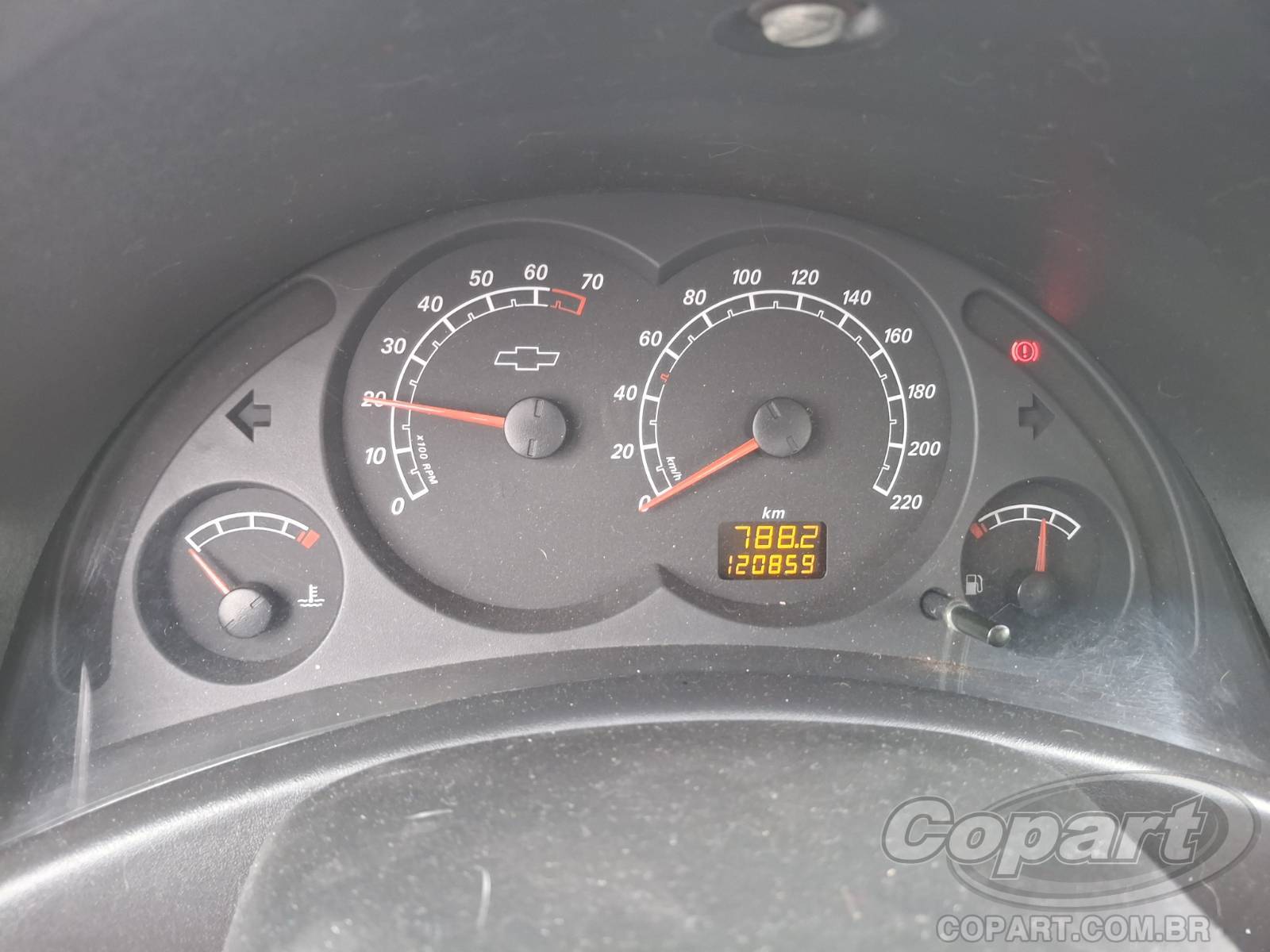 Foto 8 de 10: 2011 CHEVROLET CORSA SEDAN