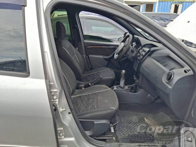 2016 RENAULT DUSTER OROCH 