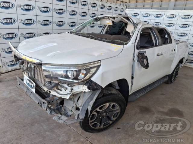 2019 TOYOTA HILUX CD 