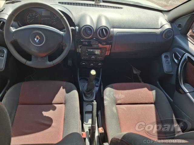 2013 RENAULT SANDERO 