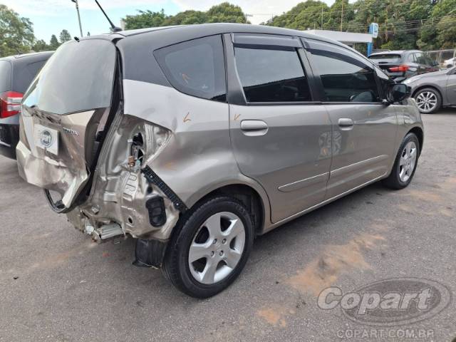 2010 HONDA FIT 
