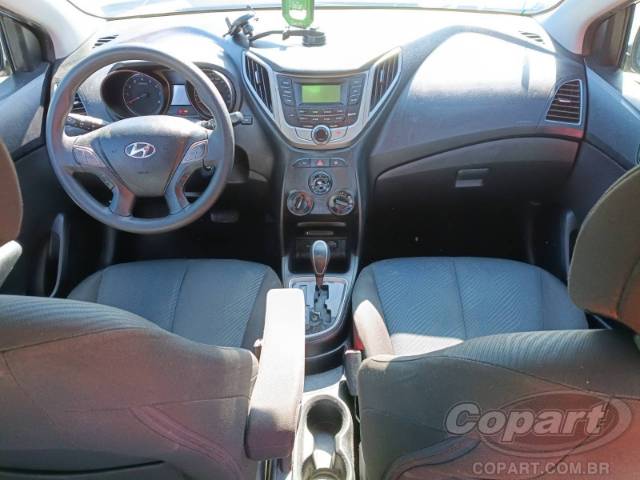 2015 HYUNDAI HB20 
