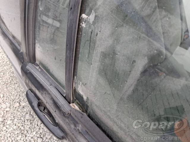2003 VOLKSWAGEN SANTANA 